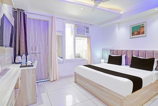 Hotel O Luxury Inn