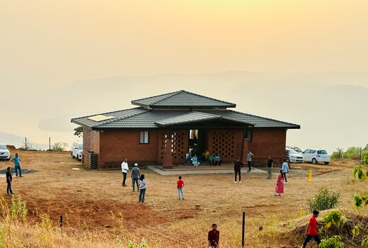 Redstone Villa By Koyna Stays