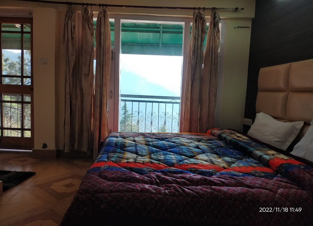 Dalhousie Sadar Inn - Tap to explore photos