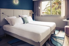 Mercure Villeneuve Loubet Plage, Alpes-Maritimes