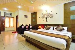 Hotel Centra Inn, Delhi