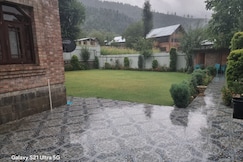 Hotel Nature Hide, Kupwara