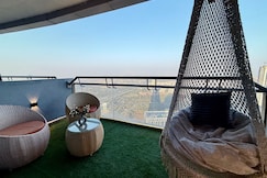 The Cosmo  CitySkyline View Netflix, Noida