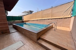 Trinity by Coolsttays365, Lonavala