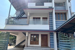 Cozy Holiday Home near Cochin airport, Cochin