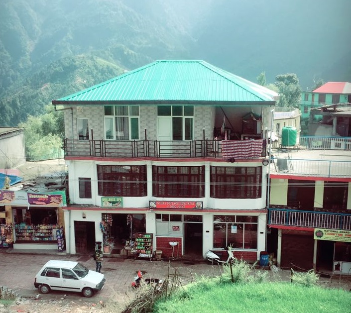 Kamal Residency Dharamshala INR 798 OFF   3  5  0  0   Deal