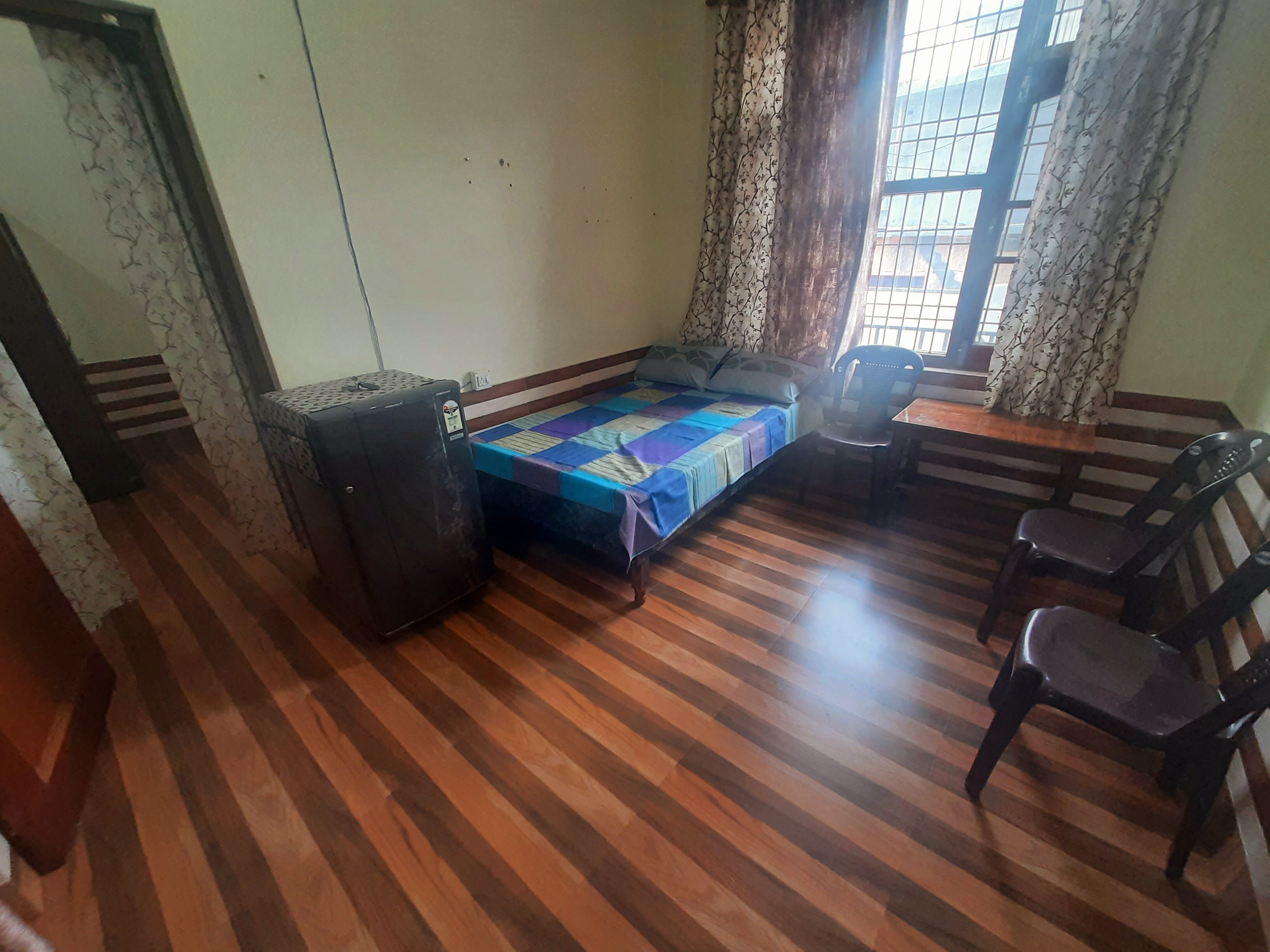 D-Yol H/stay Indep Entry  2 BR + Kitchen + Att WR - Tap to explore photos
