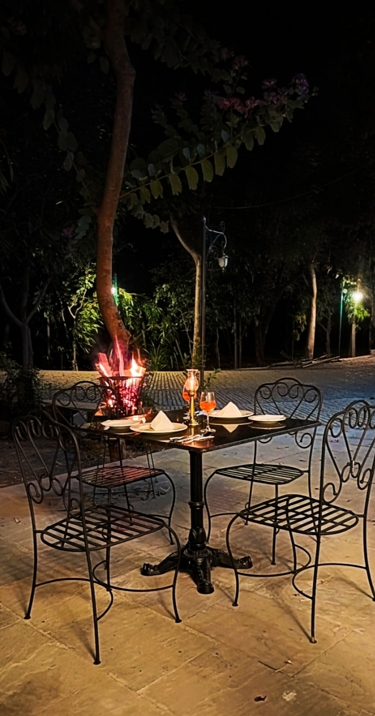CABANA- 5 BHK Luxury Villa near Udaipur - Tap to explore photos