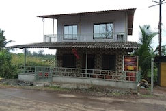 Star Delight Stay and Dine, Dapoli