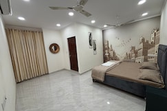 Trahes Grand 8 BHK Duplex Near BLK Ganga Ram, Delhi