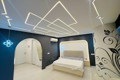 Birthdays Bachelors Kitty anniversary, Greater Noida