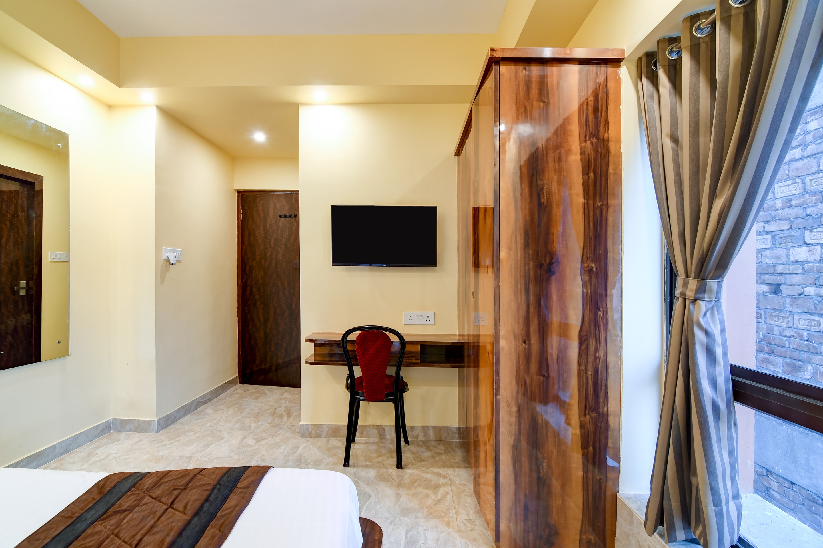 Eco Corporate Inn Rajarhat - Tap to explore photos