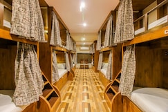 Blossom Dormitory For Males and Females, Mumbai