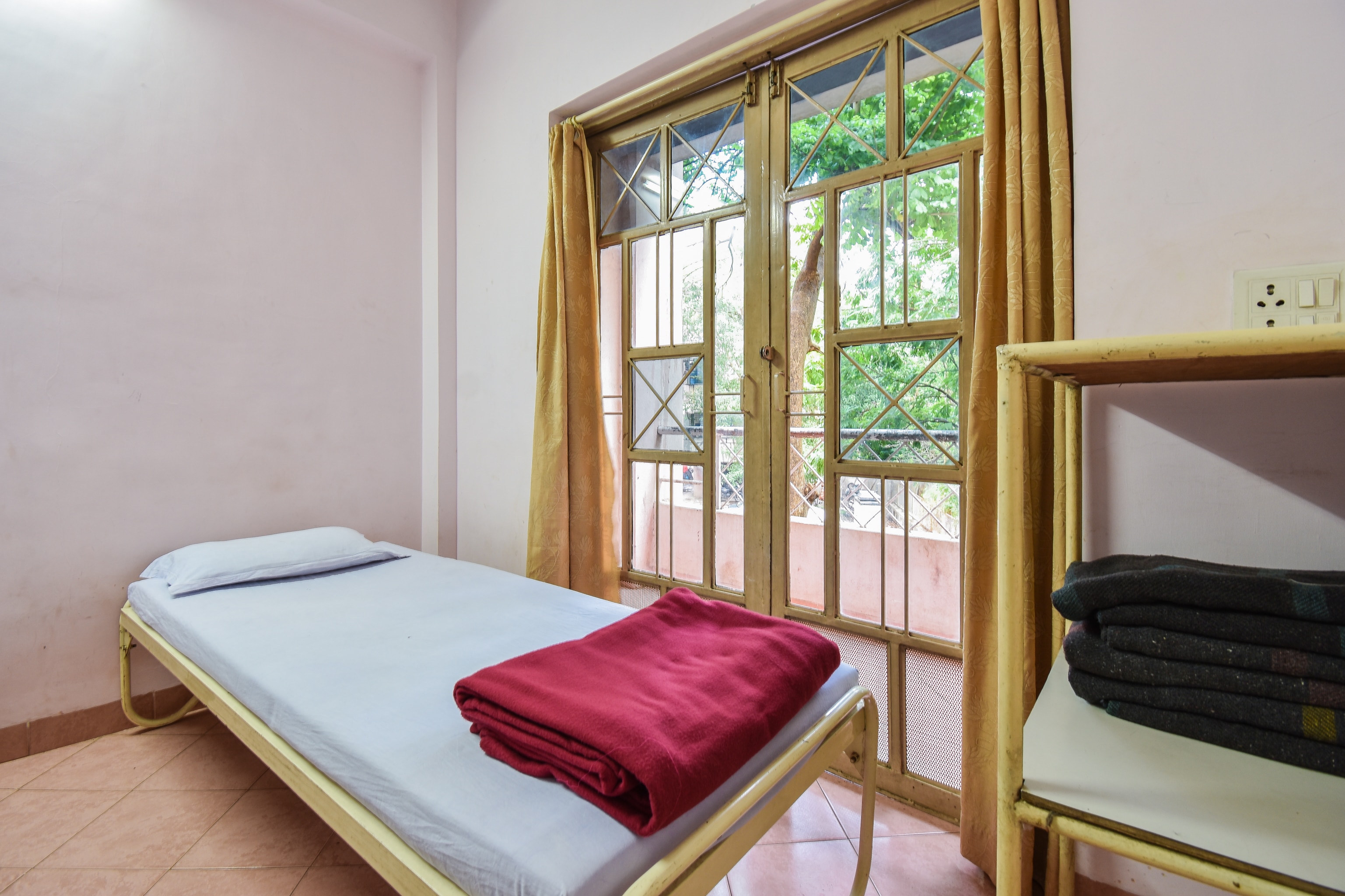 Kuber Lodge - Tap to explore photos