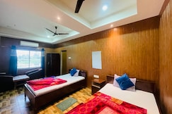 HOTEL ROYAL CITY, Kochbihar