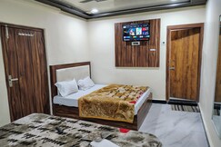 Hotel Diamond inn Mathura, Mathura