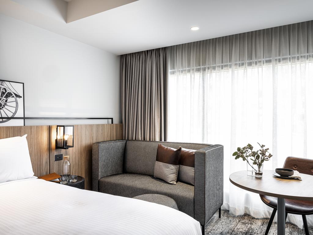 Mercure Sydney Rouse Hill - Tap to explore photos