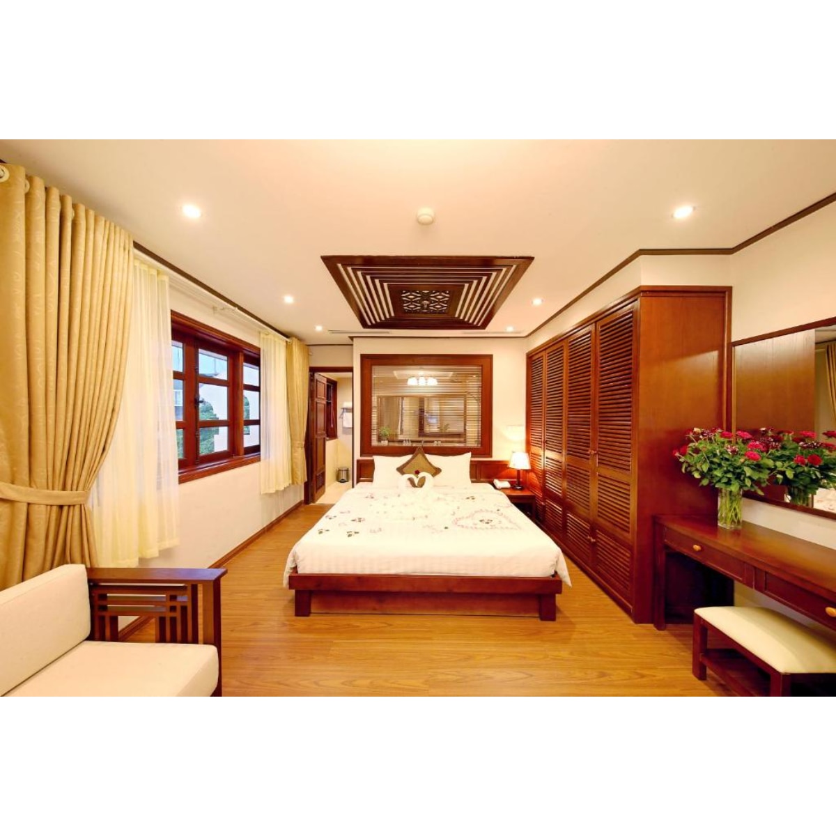 Hanoi Nostalgia Hotel & Spa - Tap to explore photos