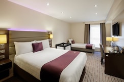 Premier Inn London Wimbledon (Broadway),  London