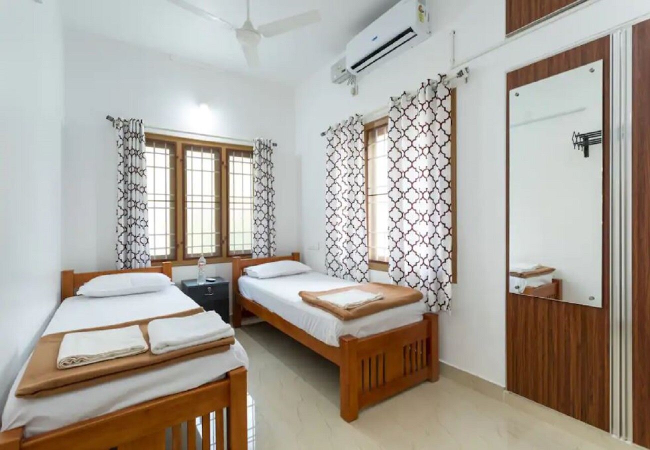 Bernard Riverside Villa Homestay - Tap to explore photos