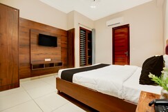 Townhouse Dera Bassi Railway Junction, Dera bassi