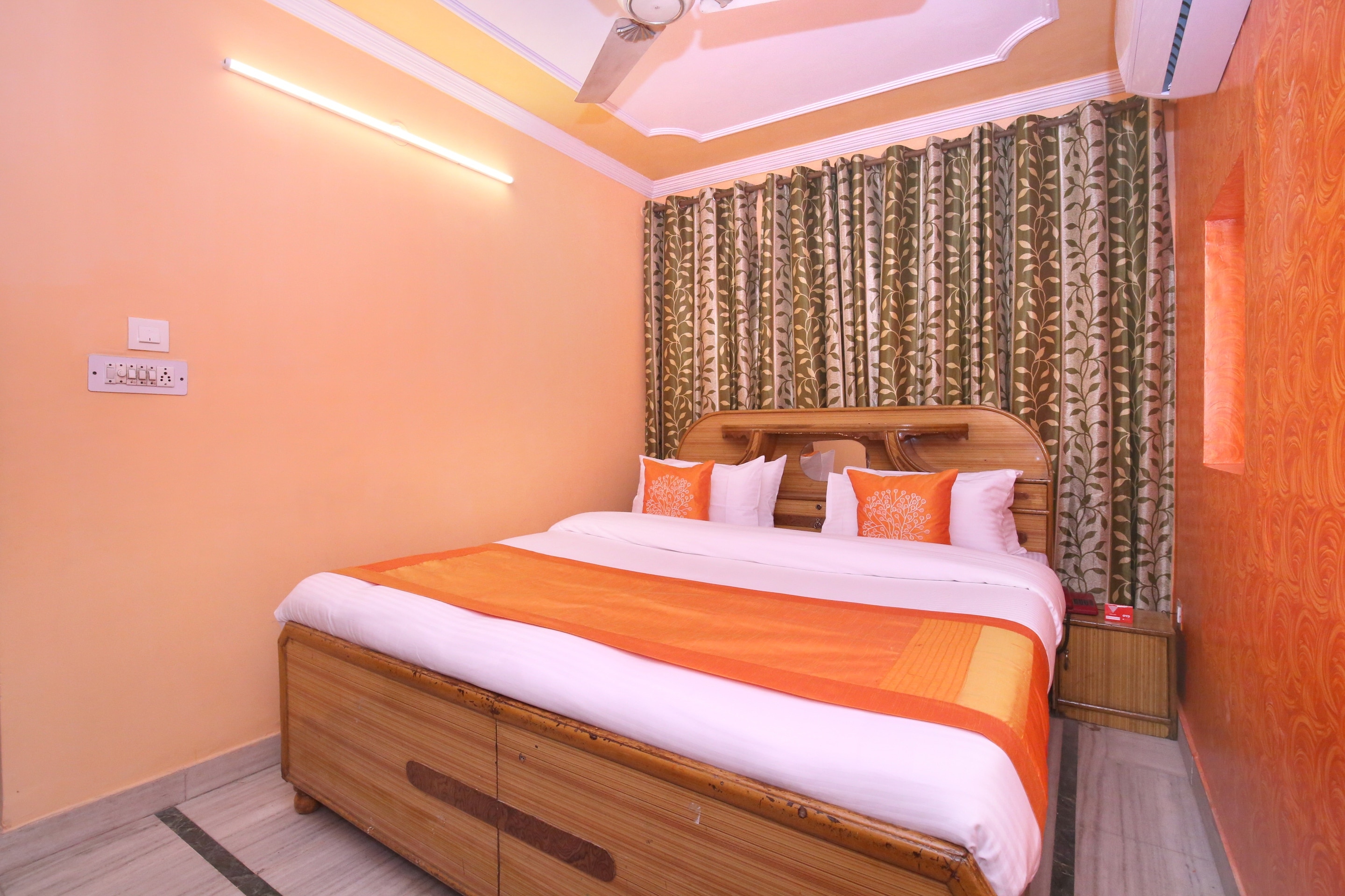 Hotel O Rajesh Palace - Tap to explore photos