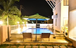 Swimming Pool 1