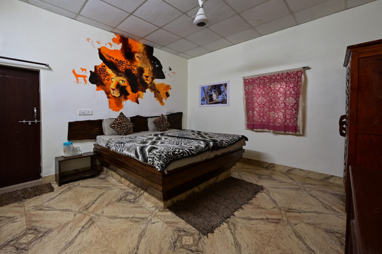 Motel Chandan  - Tap to explore photos