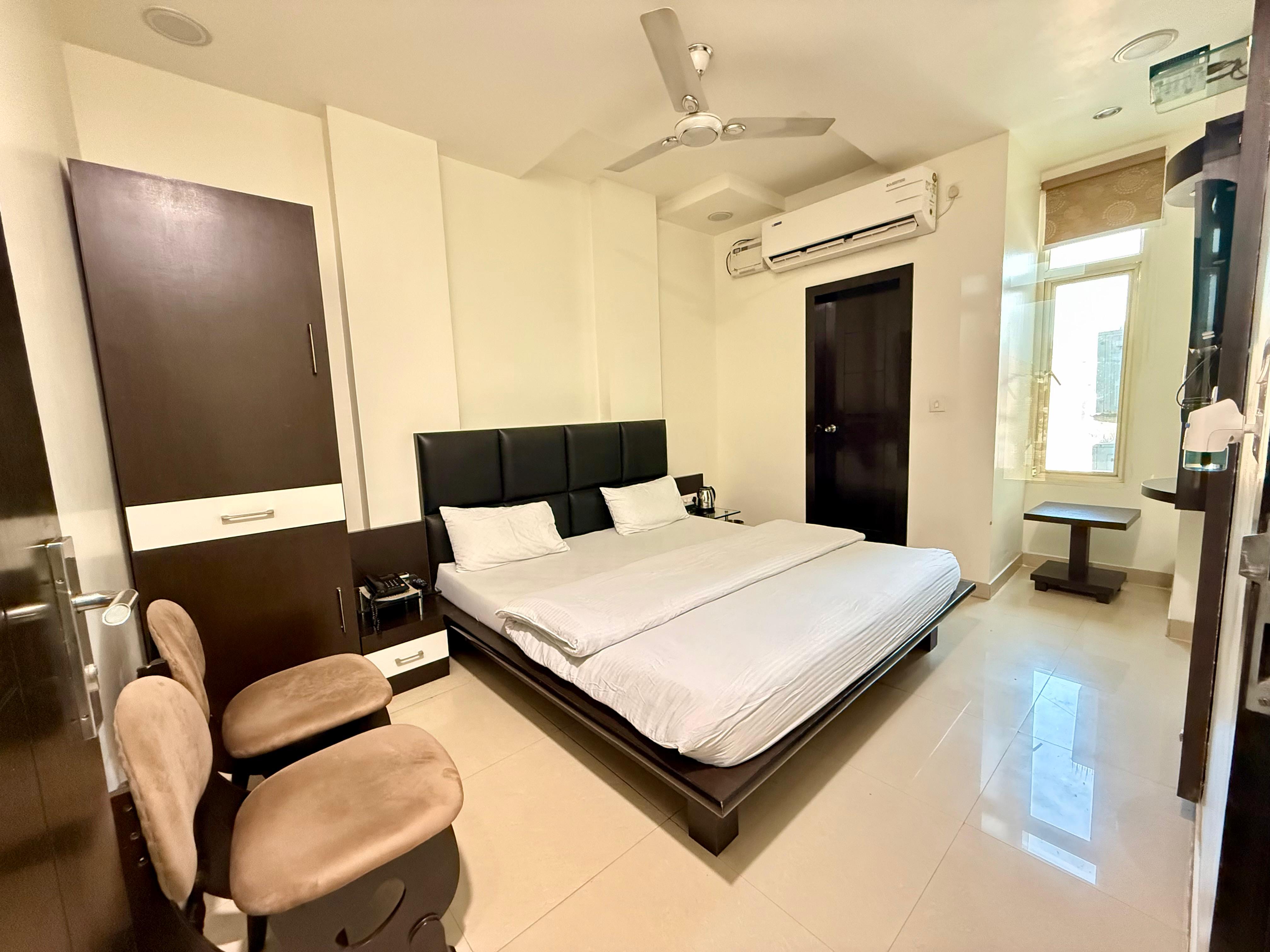 HOTEL ASHOKA THE GRAND - Tap to explore photos