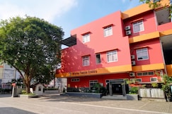 Hotel O near Palembang Square Mall formerly Wisma Faeyza Syakira Syariah, Palembang