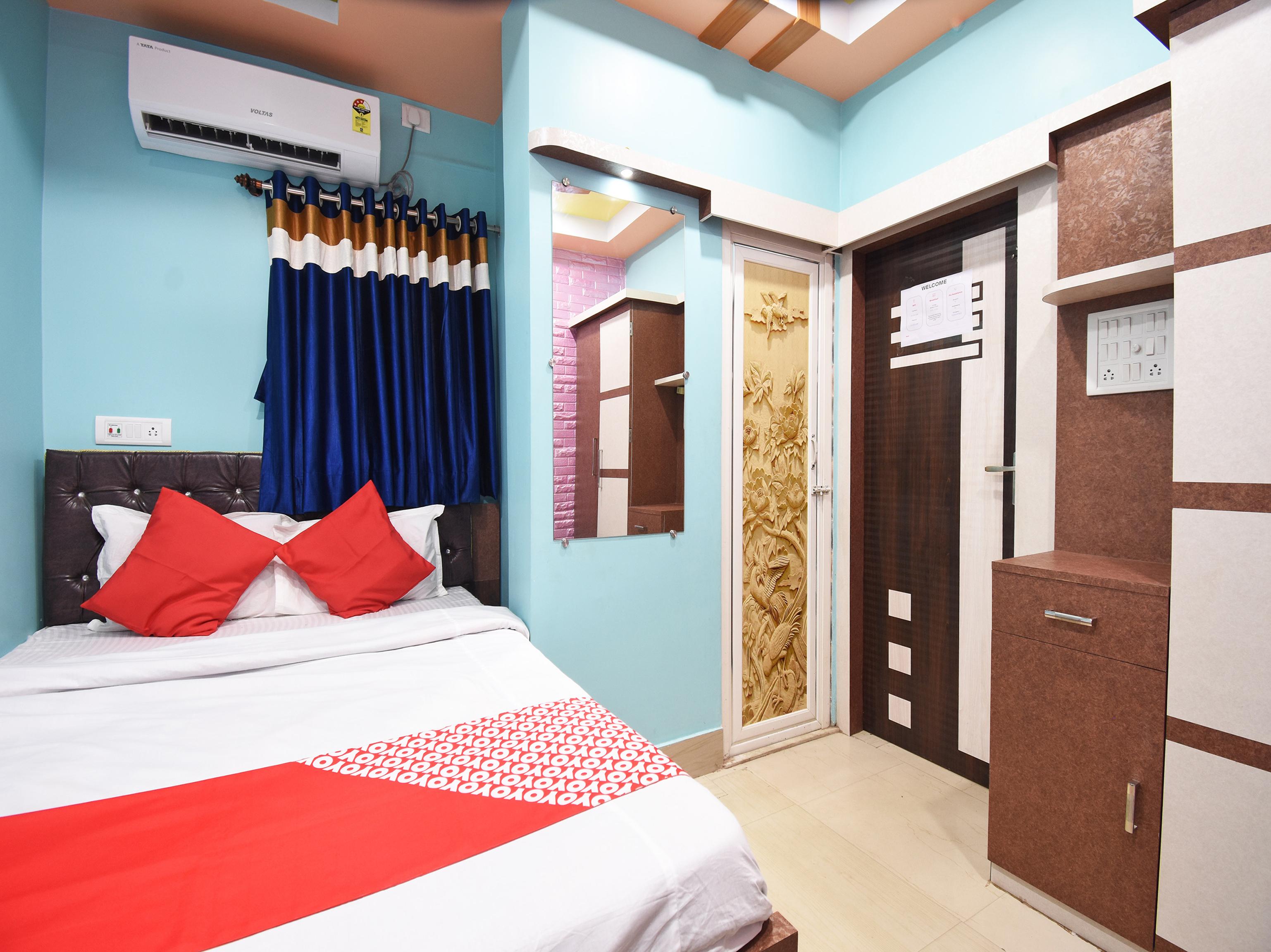 Hotel O New Hotel Mayur - Tap to explore photos