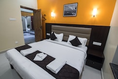 Saffron Vilva, Auroville