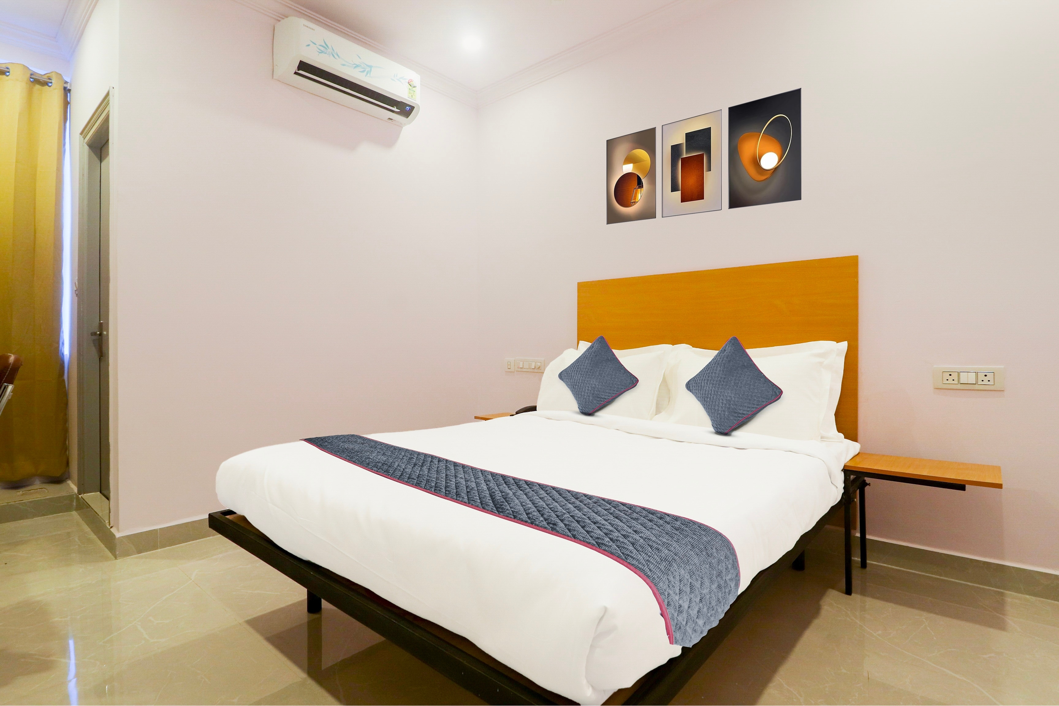 Super townhouse Sr nagar Rcc Premier - Tap to explore photos