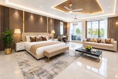 Hotel Aroma Suites @ Delhi Airport, Delhi