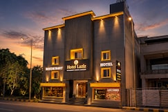 Laziz Hotel & Restaurant, Gurdaspur