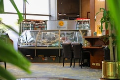 Holiday Inn Kuwait Al Thuraya City, an IHG Hotel, Hawalli