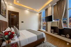 Mannat Green Hotel near Naraina Metro Station, Delhi