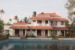 ELIVAAS Palliath House 3 BHK with Pvt Outdoor Patio, Alleppey