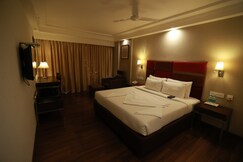 HOTEL S-PARK, Khammam