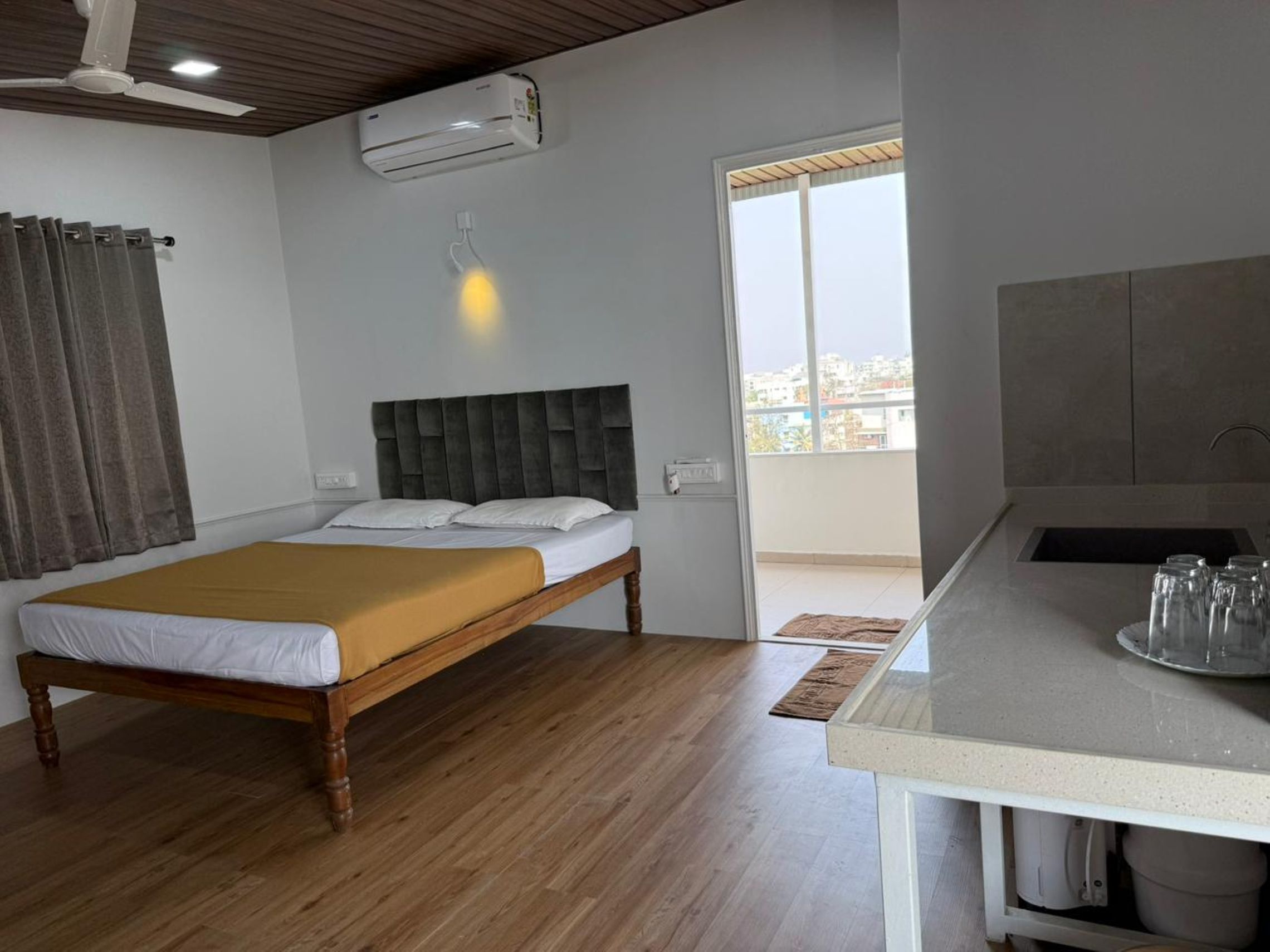 C-top Single Room Apartment 2