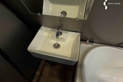 Privy Stays- Rooftop Cabin, Alibaug