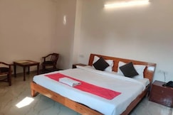 FabHotel HM Residency, Noida