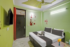 Super Hotel O Premium Room, Delhi