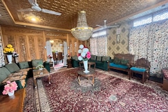 Royal Routes Group Of Houseboats, Srinagar