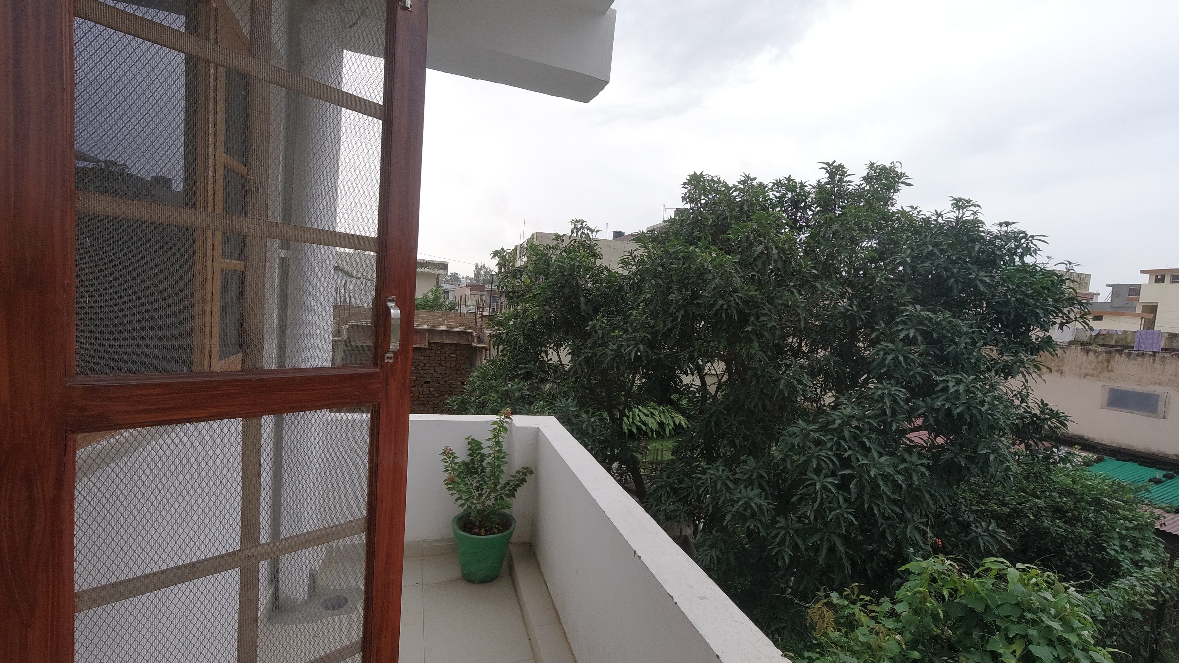 Hotel Gautam Palace - Tap to explore photos