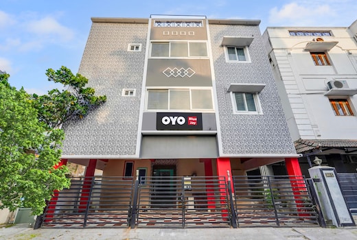 Hotel O Eswar Residency Saligramam