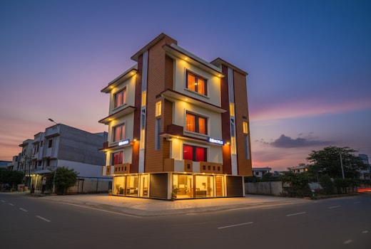 FabHotel Geeta Bhawan