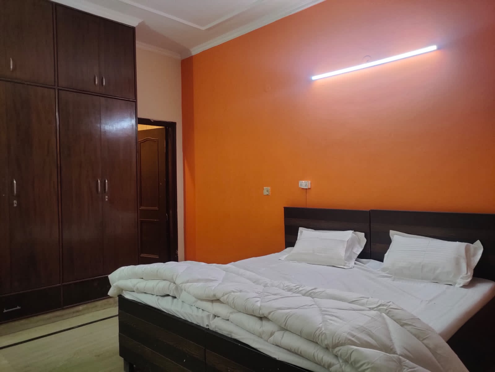 Hotel O Sai Guest House Near Omaxe Celebration Mall - Tap to explore photos