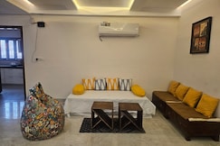 Casa Casi Luxury Boutique Stay for Groups 3 bath, Varanasi