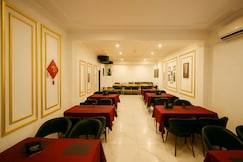 Hotel Devine, Zirakpur